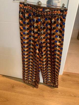 Pantalón Zara Estampado Talla M