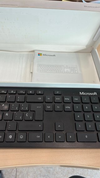 Teclado Bluetooth Microsoft Negro