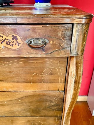 Cómoda antigua madera mediados XIX.
