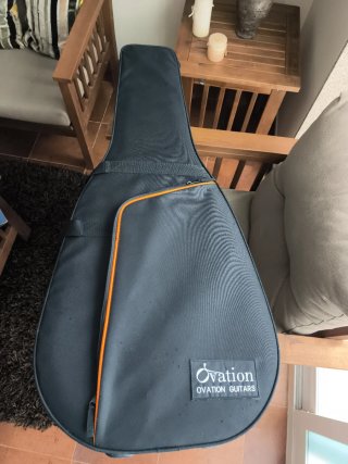Ovation Celebrity Guitarra Acústica para zurdos