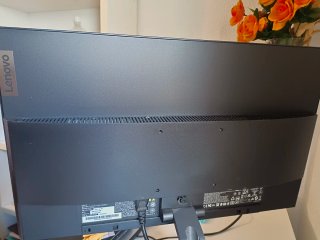 Monitor Lenovo 30