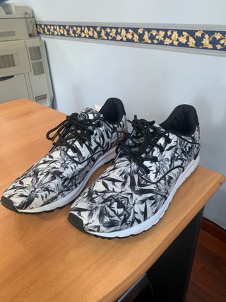 Zapatillas Pull&Bear Blancas y Negras