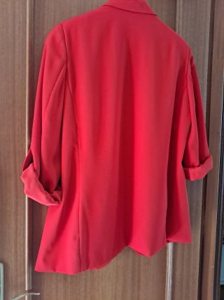 Blazer Rojo Fórmula Joven Talla 42