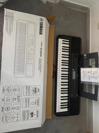 Teclado Yamaha PSR-E383 Digital