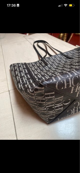 Bolso Carolina Herrera Marrón con certificado.