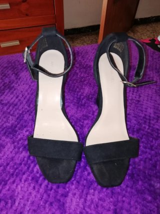 Zapatos de tacón ante negro