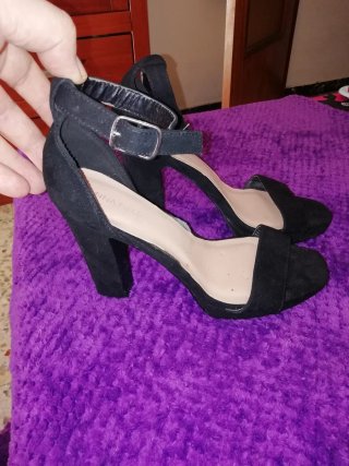 Zapatos de tacón ante negro