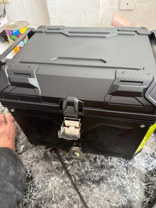 Baúl Moto 55L Negro