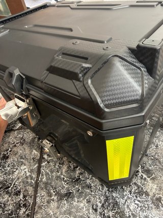 Baúl Moto 55L Negro