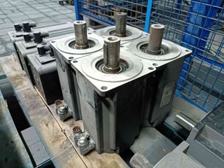 SERVOMOTORES, SERVODRIVERS, AUTOMATA,...