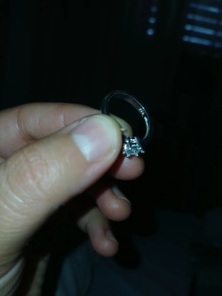 Anillo de plata con circonita