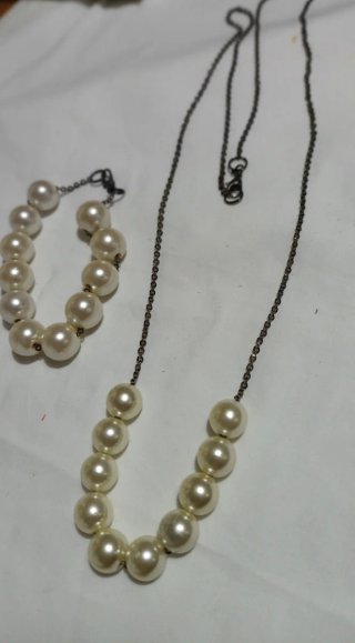 Parure collana e bracciale perle