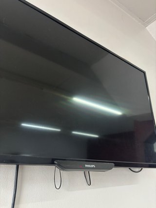 Televisión Philips Negra 32”