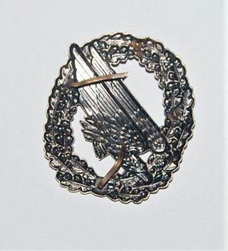 Lote Insignias y Gorra Bundeswehr RFA