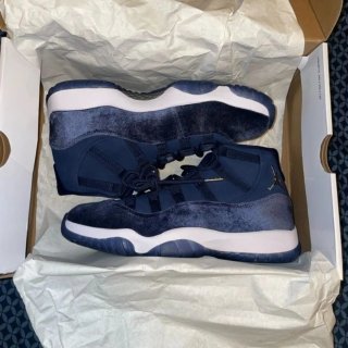 Jordan 11 Midnight Navy