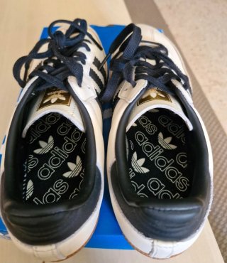 Adidas Samba Beige y Negras