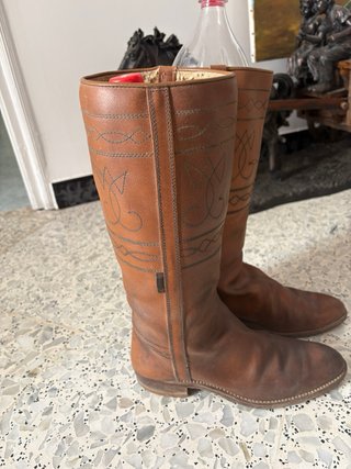 Botas camperas de cuero
