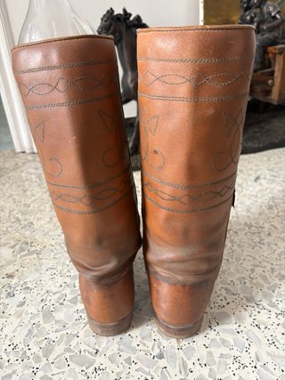 Botas camperas de cuero