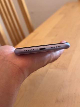 iPhone 11 Morado 64GB