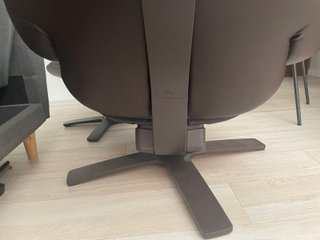 Sillón Natuzzi Italiano + Reposapiés 100% cuero
