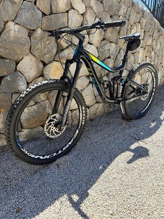 Giant Reign Unisex | Shimano SLX 11v RockShox Yari