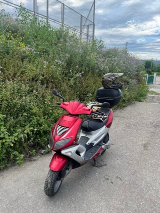 Peugeot Speedfight 2 Roja/Plata