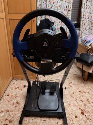 Volante Thrustmaster T150