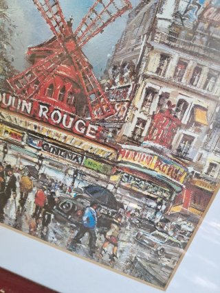 Cuadro Moulin Rouge con paspartú. 52 x 44 cm.