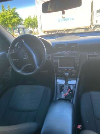 Mercedes-Benz Clase C 2004