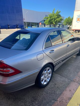 Mercedes-Benz Clase C 2004