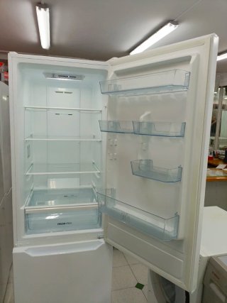 Nevera marca Teka 185/60cm clase A+ con garantia