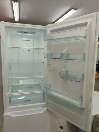 Nevera marca Teka 185/60cm clase A+ con garantia