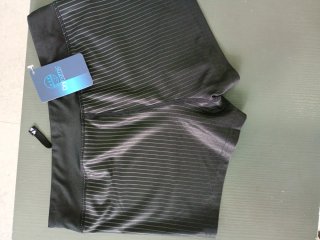 Conjunto deportivo John Smith niña