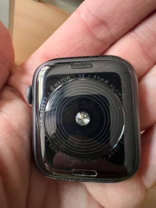 Apple Watch SE 44mm Space Gray GPS