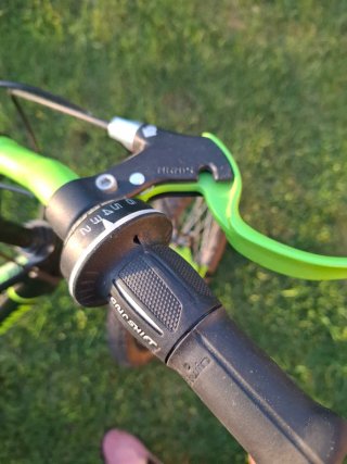 Bicicleta infantil B'twin Racing Boy 500. 20 "