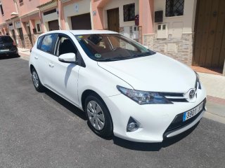Toyota Auris 2015