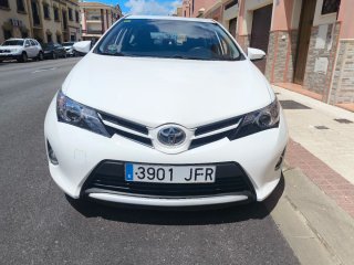 Toyota Auris 2015