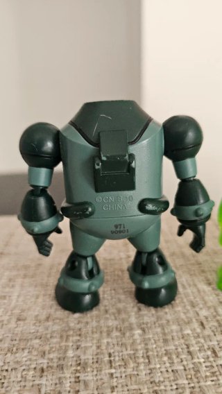 Lotto 3 Action Figure Ben 10 Ultimate Alien