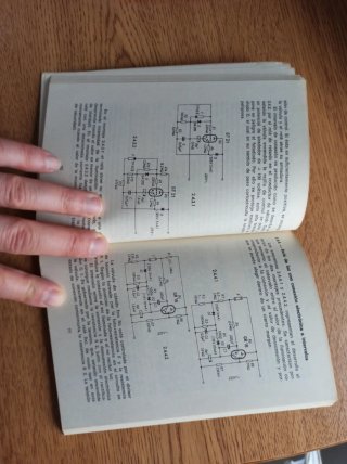 Libro montajes electrónicos fotoeléctricas