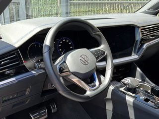Volkswagen Touareg eHybrid R 3.0V6 TSI 340kW (462CV) Tip 4M
