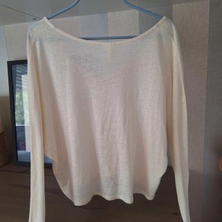 Camiseta H&M crema botones T.XS
