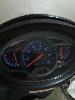 Suzuki Sixteen 125 Scooter Negra