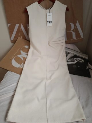 Vestido Midi Zara Beige