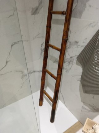 Escalera de bambú TOALLERO,multifuncional