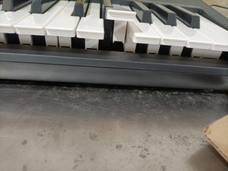 - Alesis teclado piano eléctrico principiantes