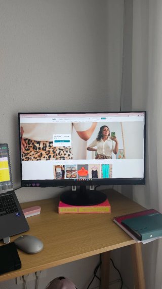 Pantalla Lenovo Negra 28'