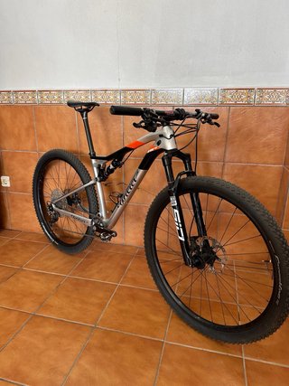 BICICLETA WILIER 110 FX DE CARBONO