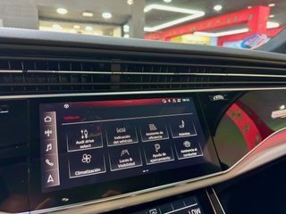 Audi Q7 50 TDI Quattro 286cv Black Line 7 plazas