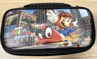 Nintendo Switch + Accesorios
