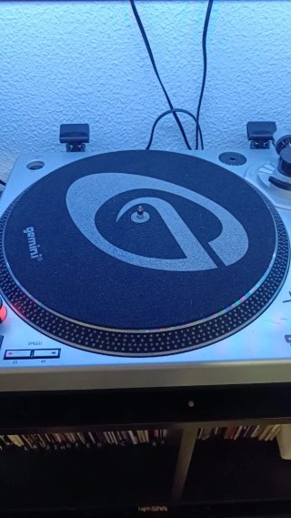 Giradischi Gemini XL-300